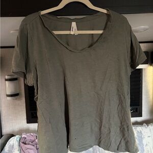Pact Women's Short Sleeve Olive Tee